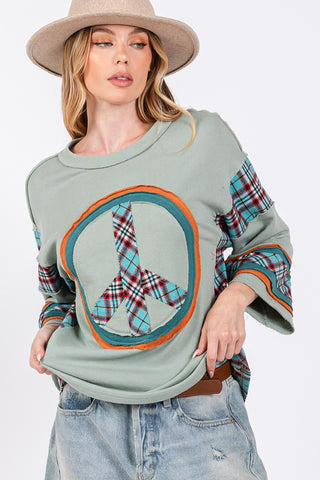 SAGE + FIG Peace Appliquéing Patch Contrast Plaid Top