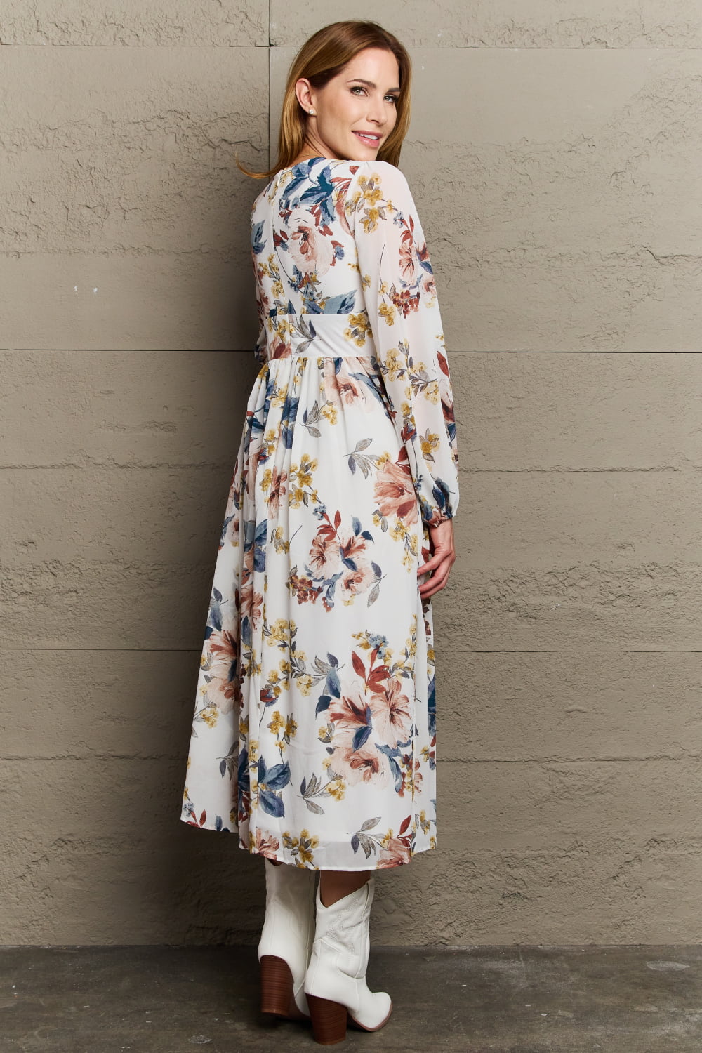 Netherlands Good Day Chiffon Floral Midi Dress