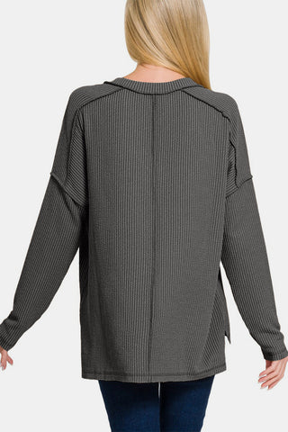 Banana Texture Exposed Seam V-Neck Long Sleeve T-Shirt