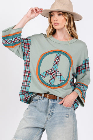 SAGE + FIG Peace Appliquéing Patch Contrast Plaid Top