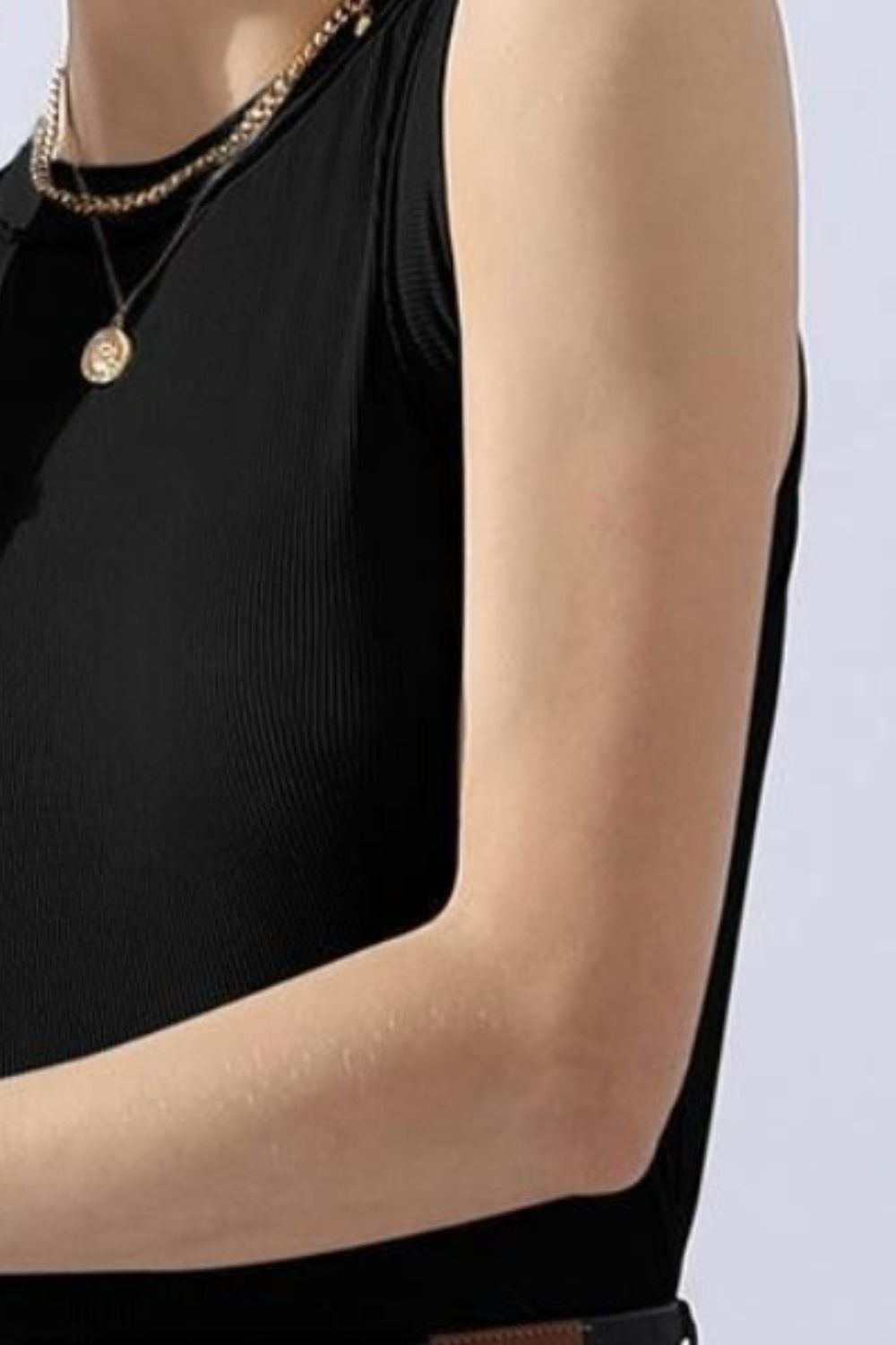 Nine xis Ribbed Round Neck Tank