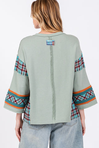 SAGE + FIG Peace Appliquéing Patch Contrast Plaid Top