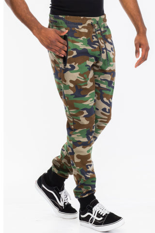 Men Solid Feathered Jogger