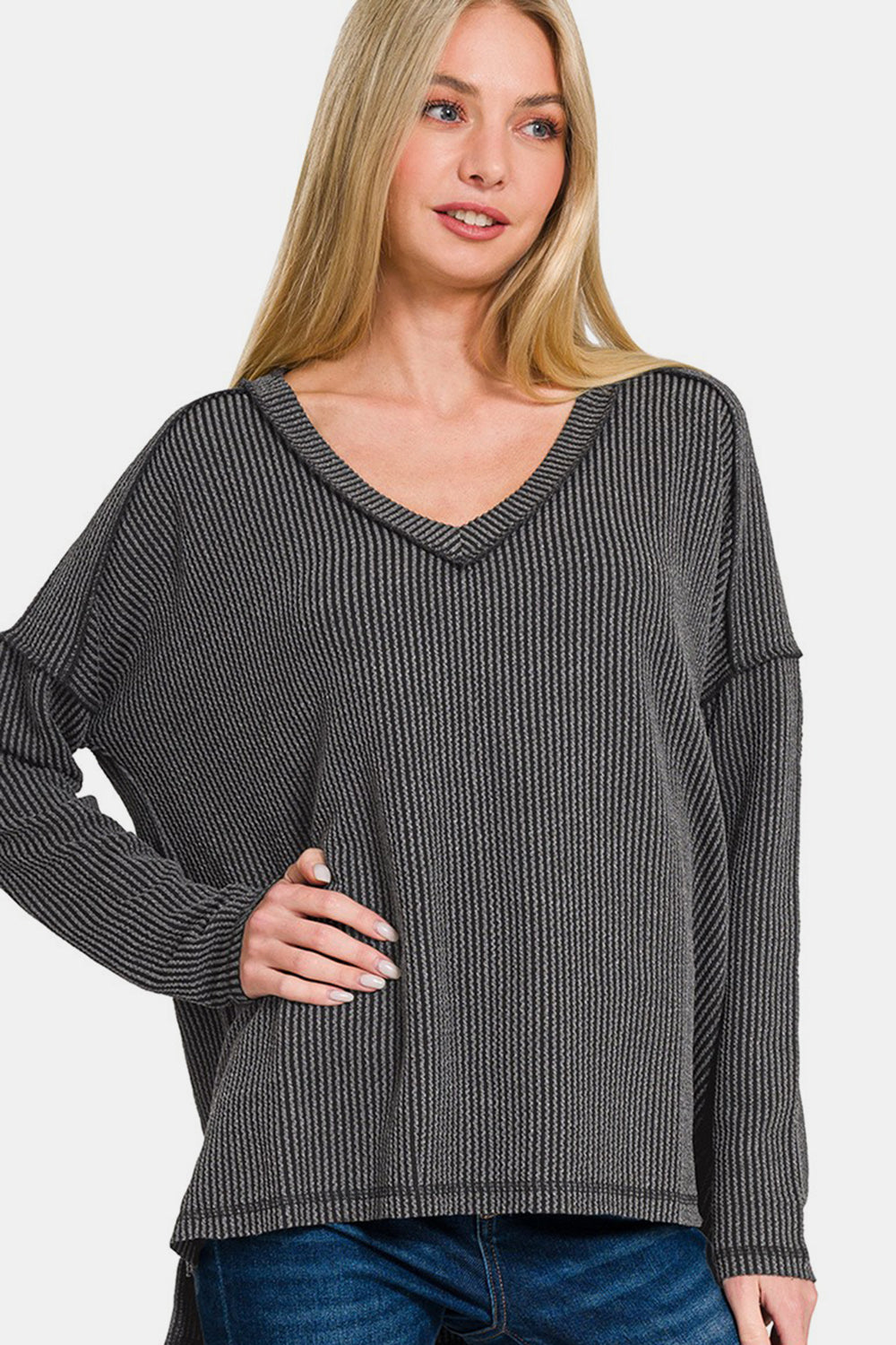 Banana Texture Exposed Seam V-Neck Long Sleeve T-Shirt